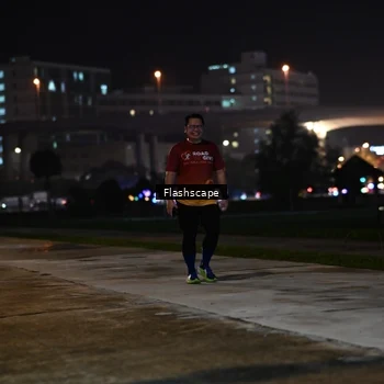 Runner Photo 8743636