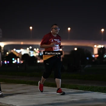 Runner Photo 8743798