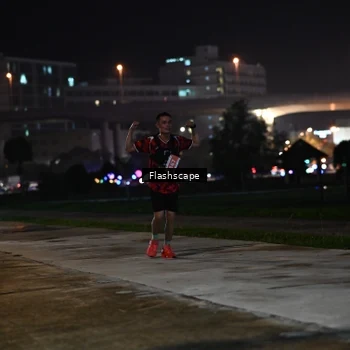 Runner Photo 8743857