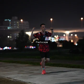 Runner Photo 8743884
