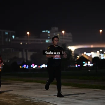 Runner Photo 8743894