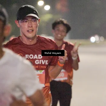 Runner Photo 8743895
