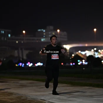 Runner Photo 8743901