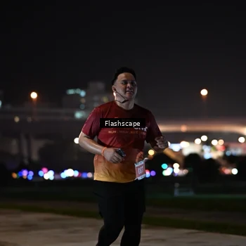 Runner Photo 8744024