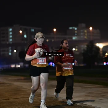Runner Photo 8744038