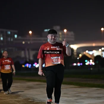 Runner Photo 8744055