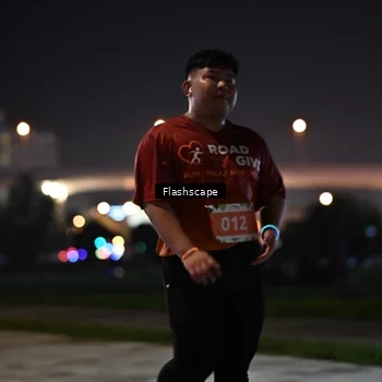 Runner Photo 8744071