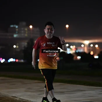 Runner Photo 8744075