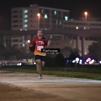Runner Photo 8744436