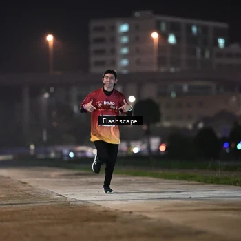 Runner Photo 8744505