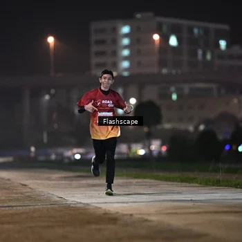 Runner Photo 8744517