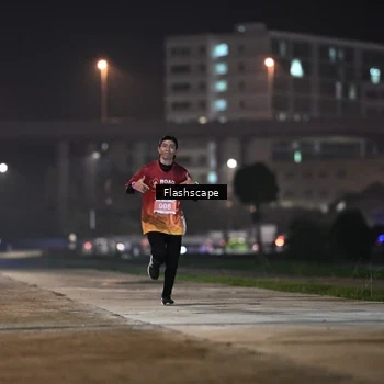Runner Photo 8744518