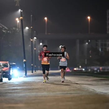 Runner Photo 8744531
