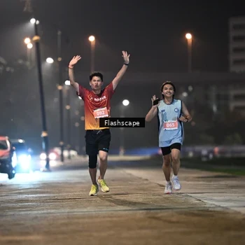 Runner Photo 8744575