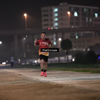 Runner Photo 8744648