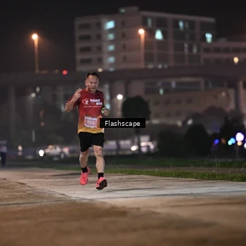 Runner Photo 8744652