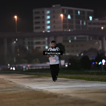 Runner Photo 8744672