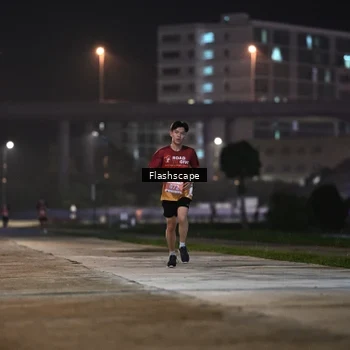 Runner Photo 8744699