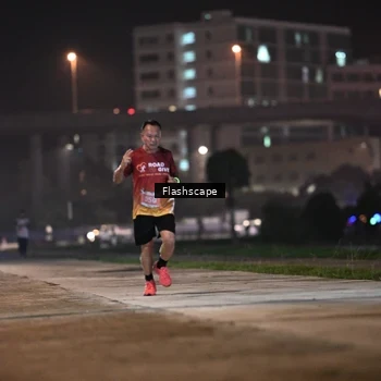 Runner Photo 8744701