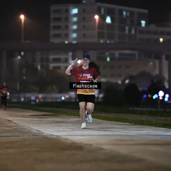 Runner Photo 8744745