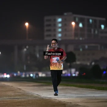 Runner Photo 8744843