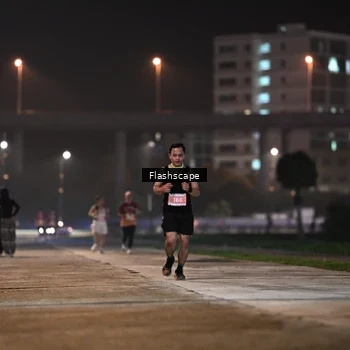 Runner Photo 8744886