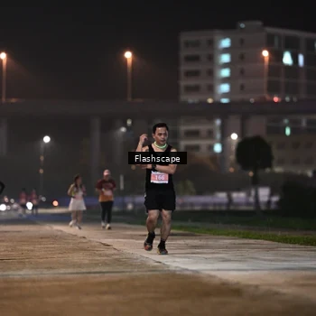 Runner Photo 8744891