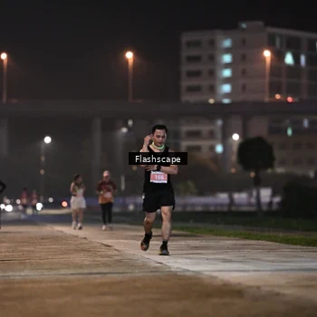 Runner Photo 8744893