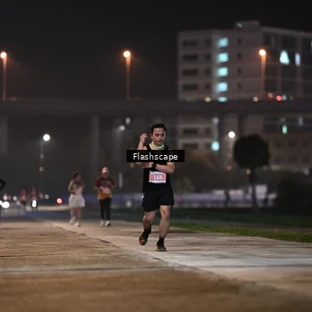 Runner Photo 8744894