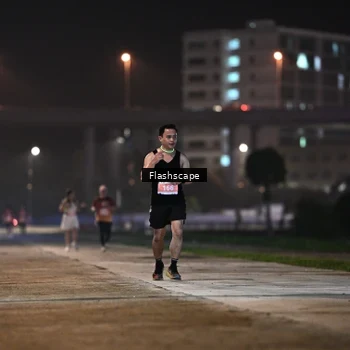 Runner Photo 8744910