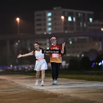 Runner Photo 8744945