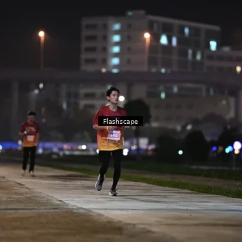 Runner Photo 8745068