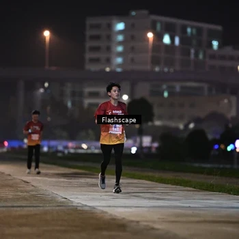 Runner Photo 8745078