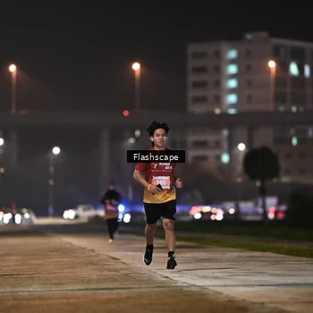 Runner Photo 8745105