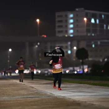 Runner Photo 8745479