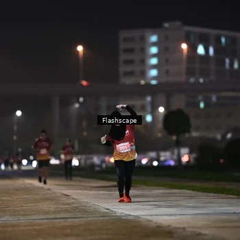 Runner Photo 8745498