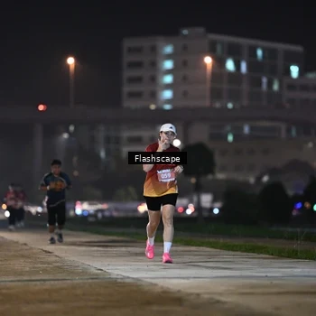 Runner Photo 8745572