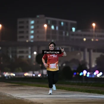 Runner Photo 8745692