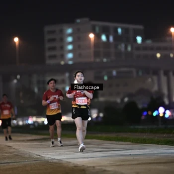 Runner Photo 8745718
