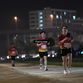 Runner Photo 8745753