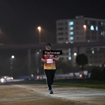Runner Photo 8745803