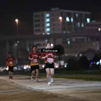 Runner Photo 8745806