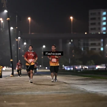 Runner Photo 8745844