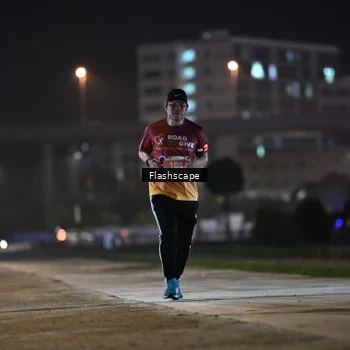 Runner Photo 8745847
