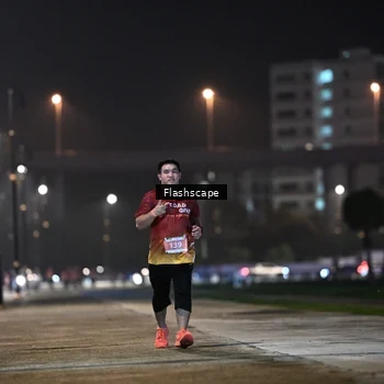 Runner Photo 8745975