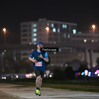Runner Photo 8746013