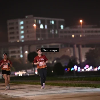 Runner Photo 8746035