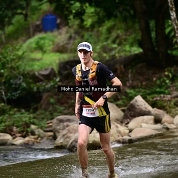 Runner Photo 8746602
