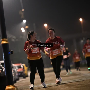 Runner Photo 8746645