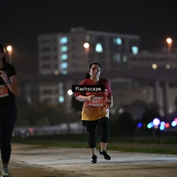Runner Photo 8746735